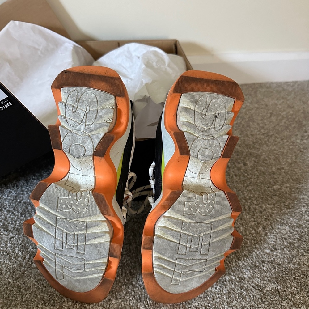 Sorel White Sneakers - Picture 6 of 6